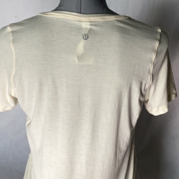 Lululemon tank top - Picture 4 of 6